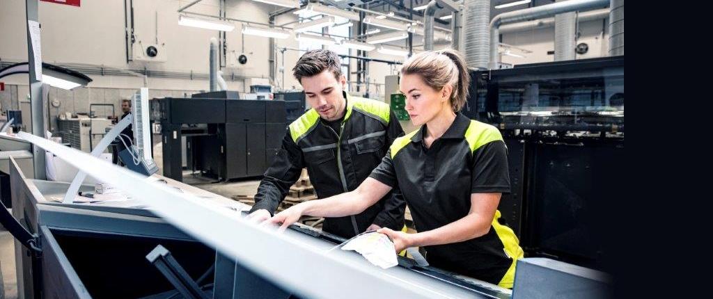 Dames werkkleding Fristads bij Bliksem Reclame in Heerenveen 1024x430 1